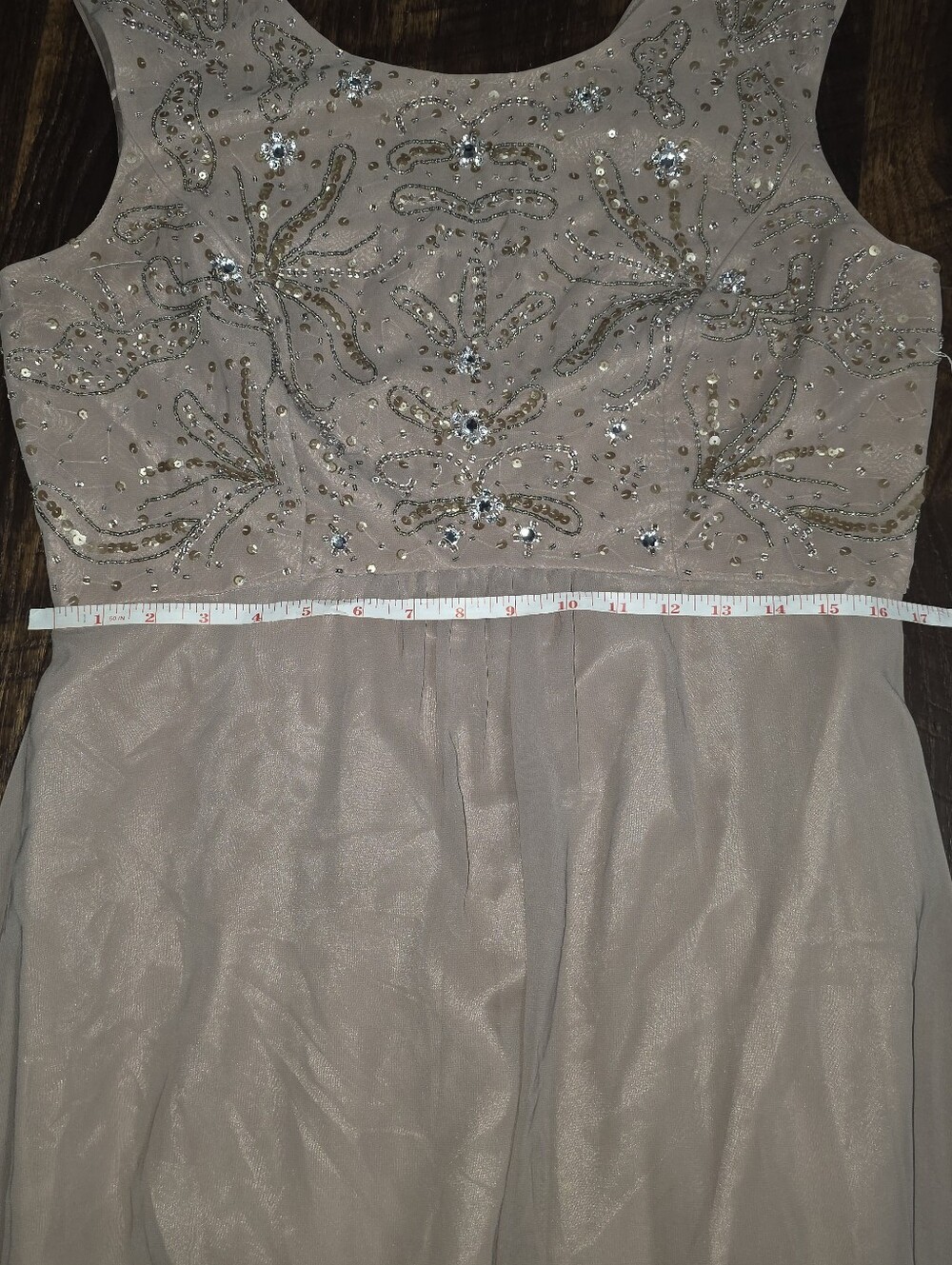 Elegant Flowing Evening Gown With Sequin Bodice - Picture 8 of 10